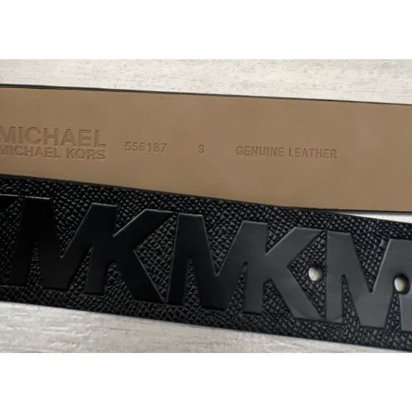 Michael Kors 29556187C 001 Women's Sz S Black Leather Textured MK Logo Belt - Picture 8 of 8